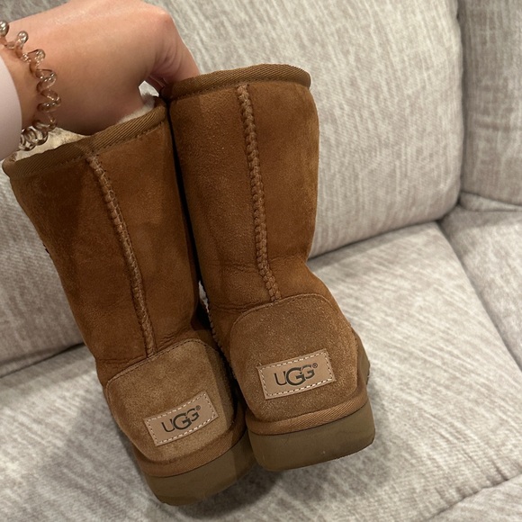 UGG Tan Boots Size 5 - Picture 5 of 5